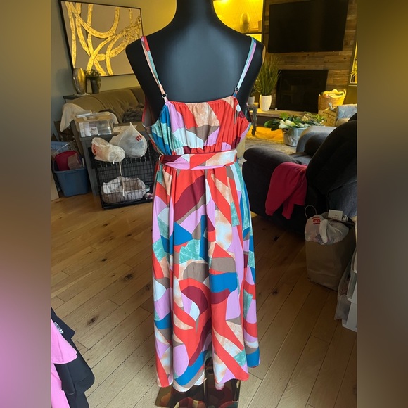 Colorful Geometric Patterned Dress - Picture 4 of 4